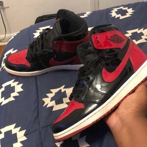 Nike Air Jordan 1 High patent bred